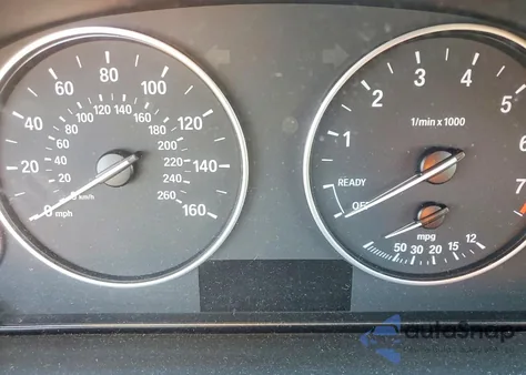 2017 BMW 320 Xi z USA, uszkodzony, nr VIN WBA8A3C39HA067349